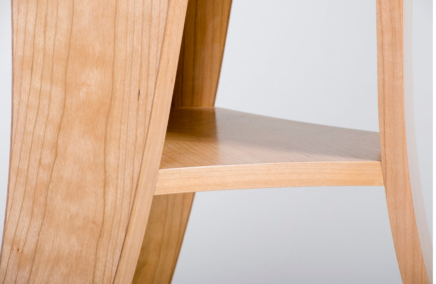 Ellipse Table