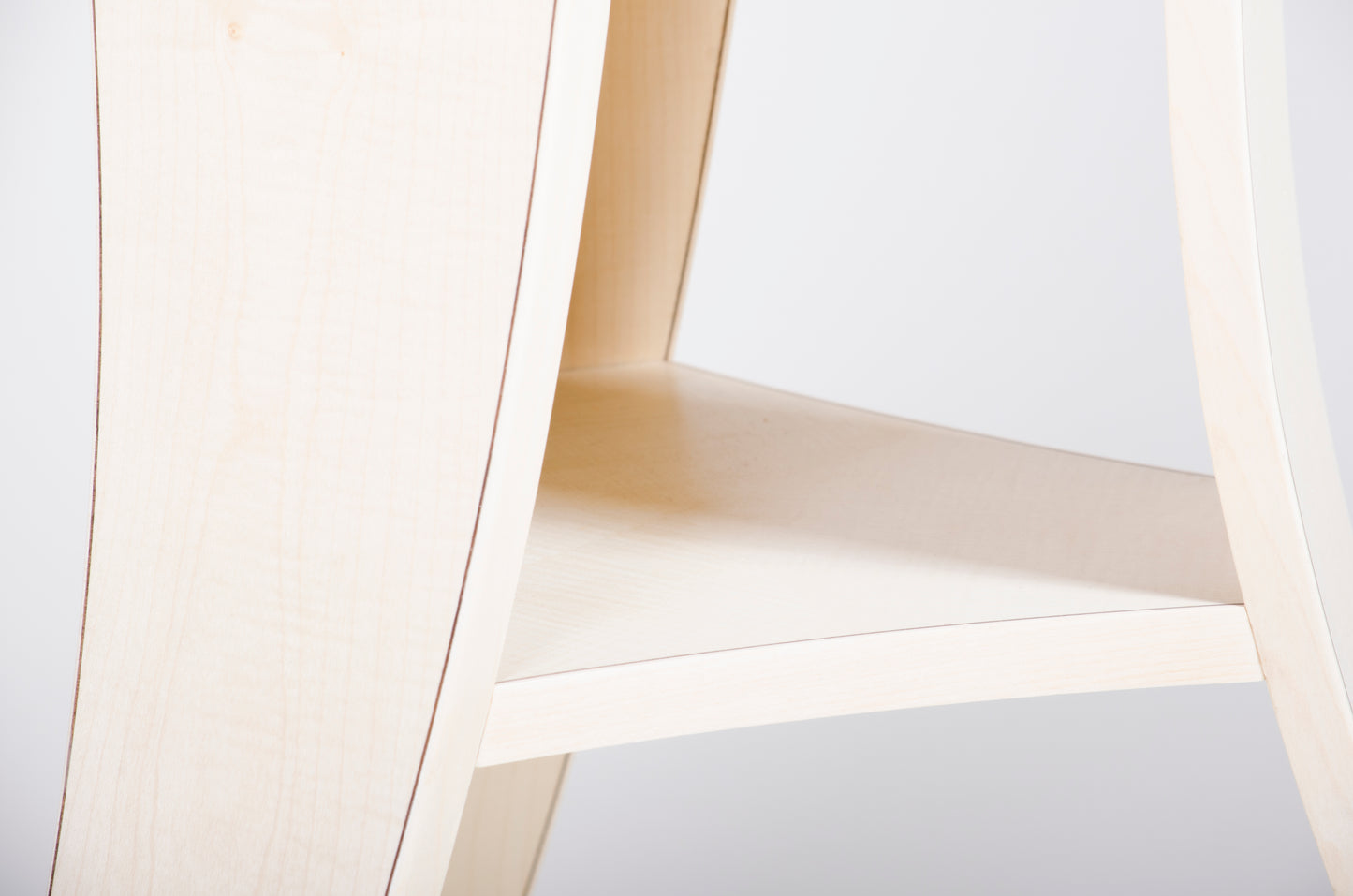 Ellipse Table